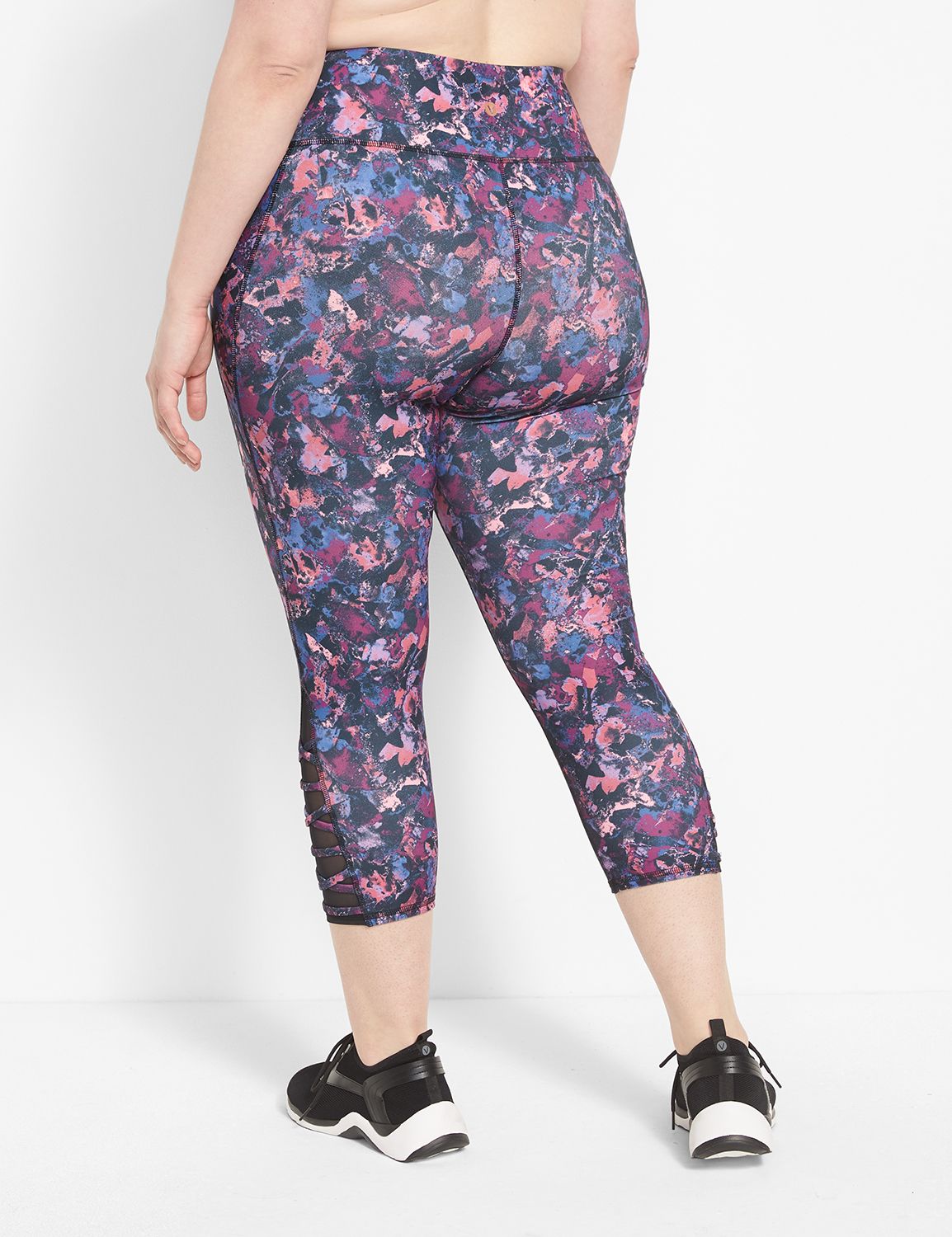 LIVI High-Rise Wicking Capri Legging