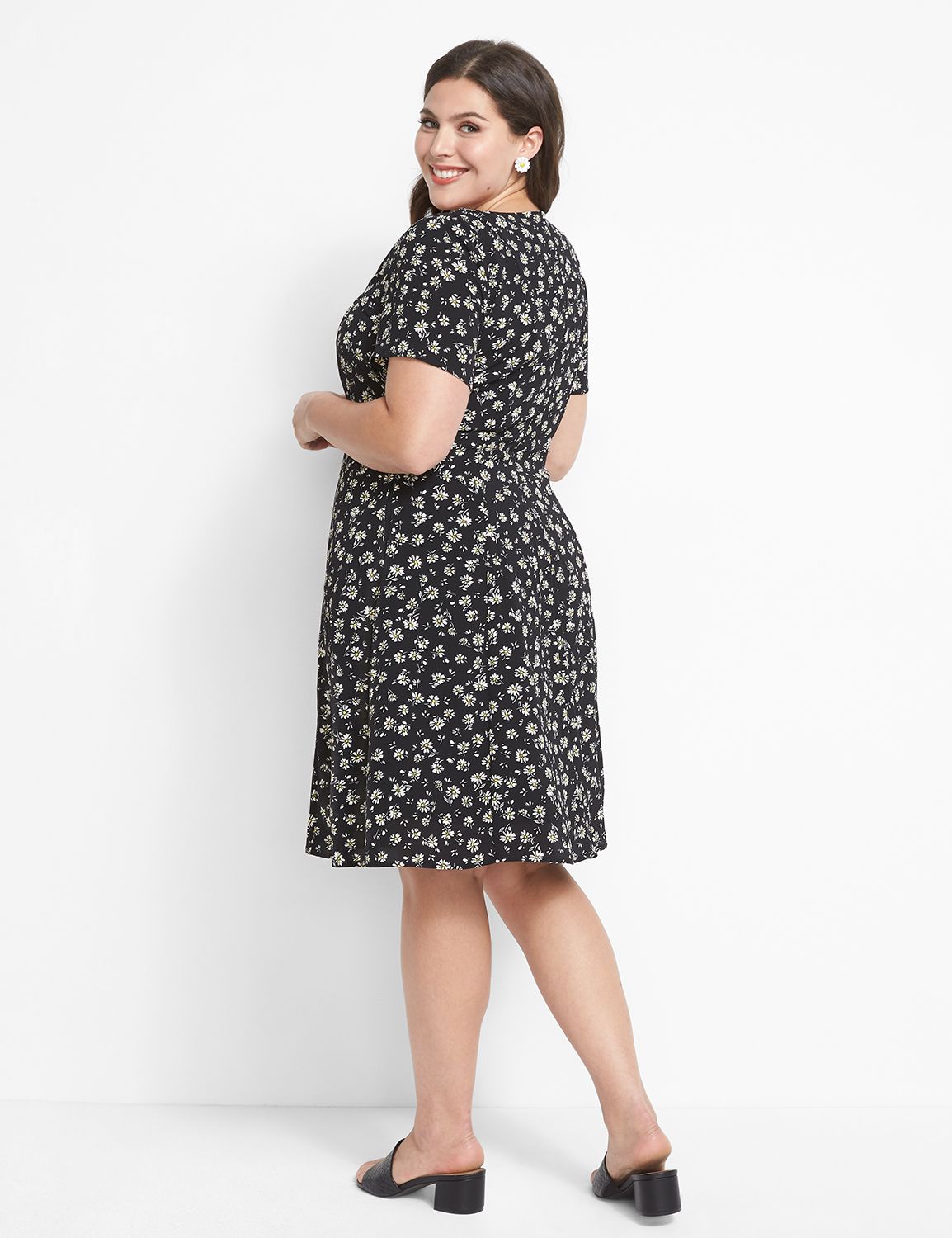 Short Sleeve Sweetheart Neck Sustai Product Image 2