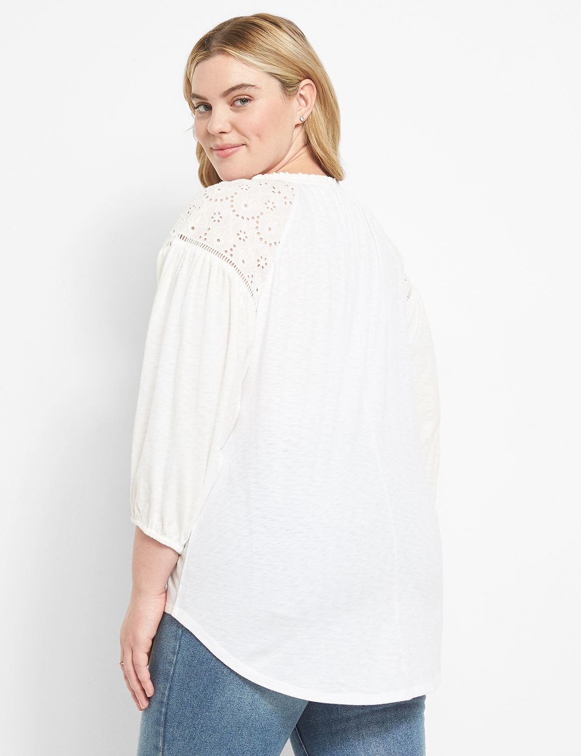 Constance | Top with notched three-quarter sleeves