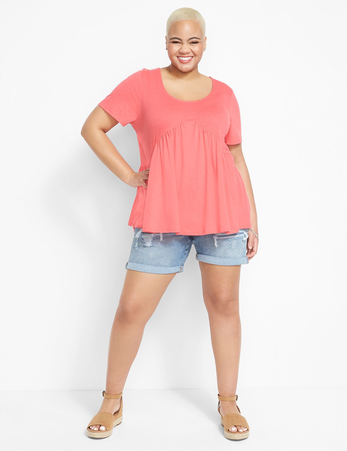 Short Sleeve Scoop Neck Babydoll Te Product Image 3