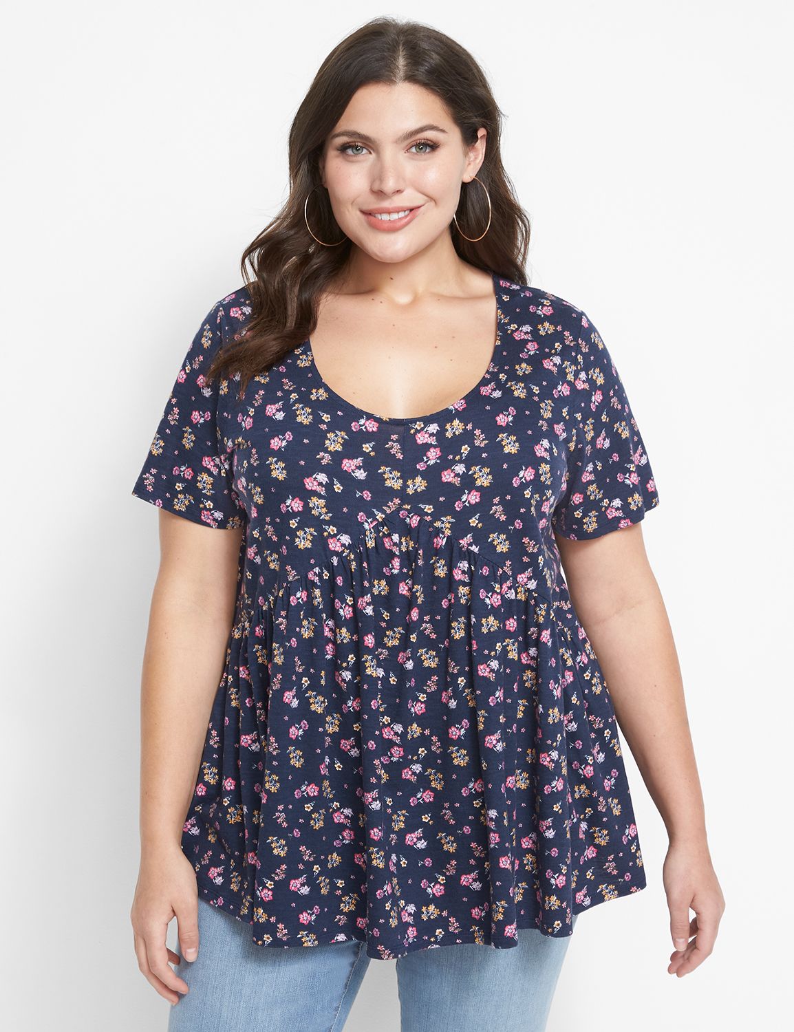 Short Sleeve Scoop Neck Babydoll Te Product Image 1