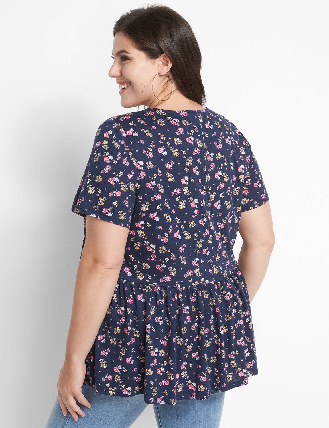 Short Sleeve Scoop Neck Babydoll Te Product Image 2
