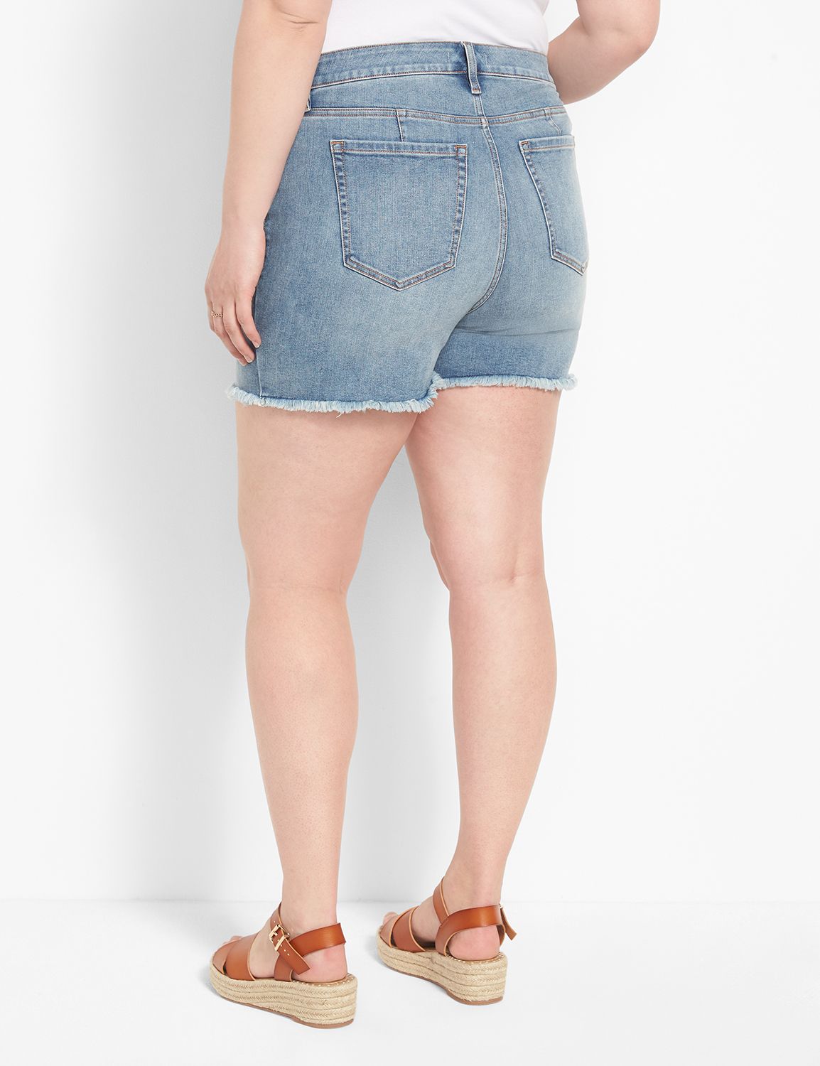 SIGNATURE MID RISE SHORT 3.5"- ESSE Product Image 2