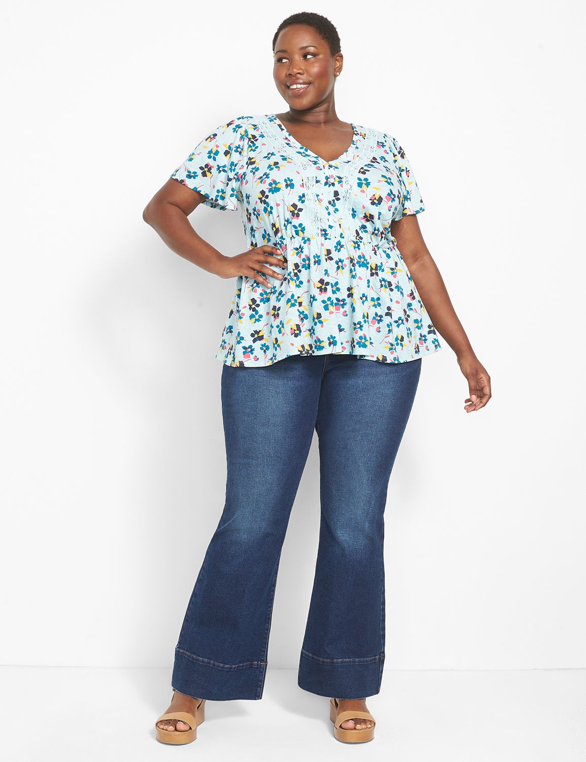 Short Flutter Sleeve V-Neck Half Bu Product Image 3