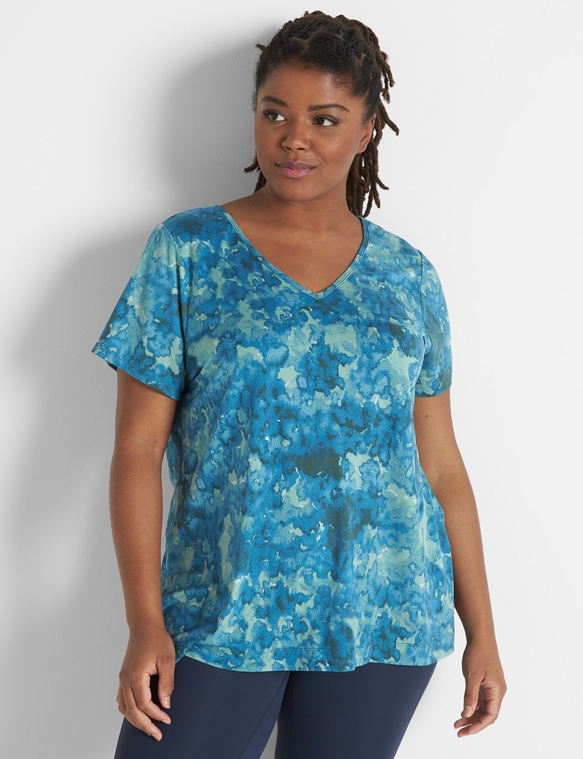 Short Sleeve Mid V-Neck Back Detail Product Image 1