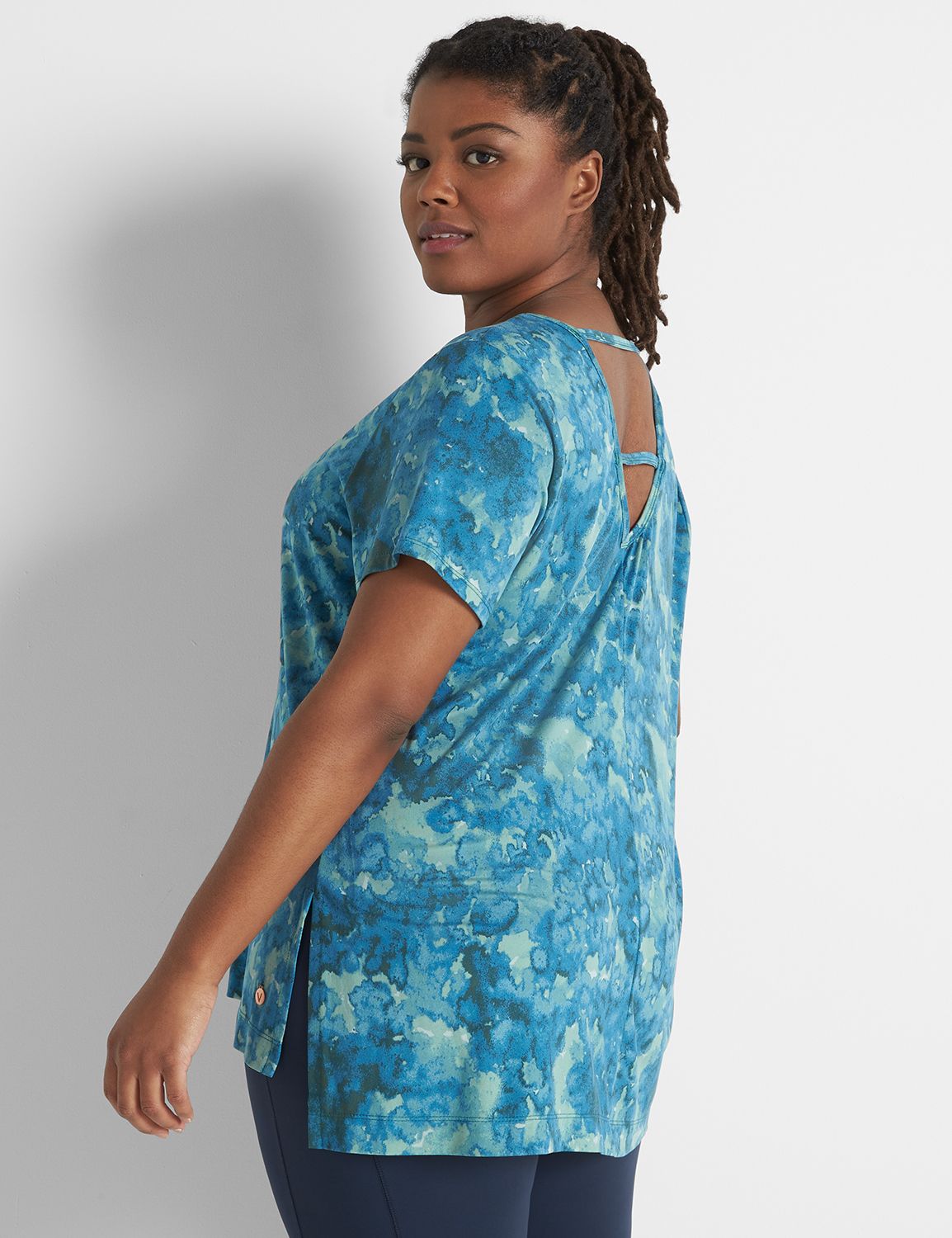 Short Sleeve Mid V-Neck Back Detail Product Image 2