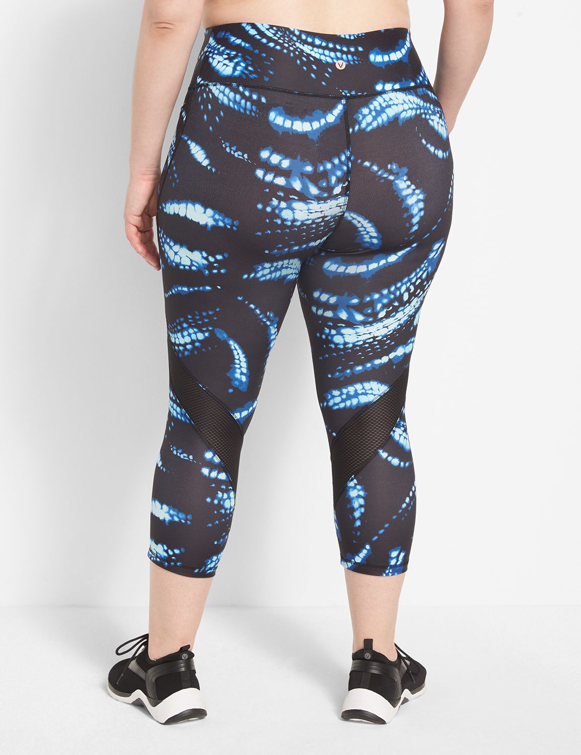 LIVI High Rise Wicking Capri Leggin Product Image 2