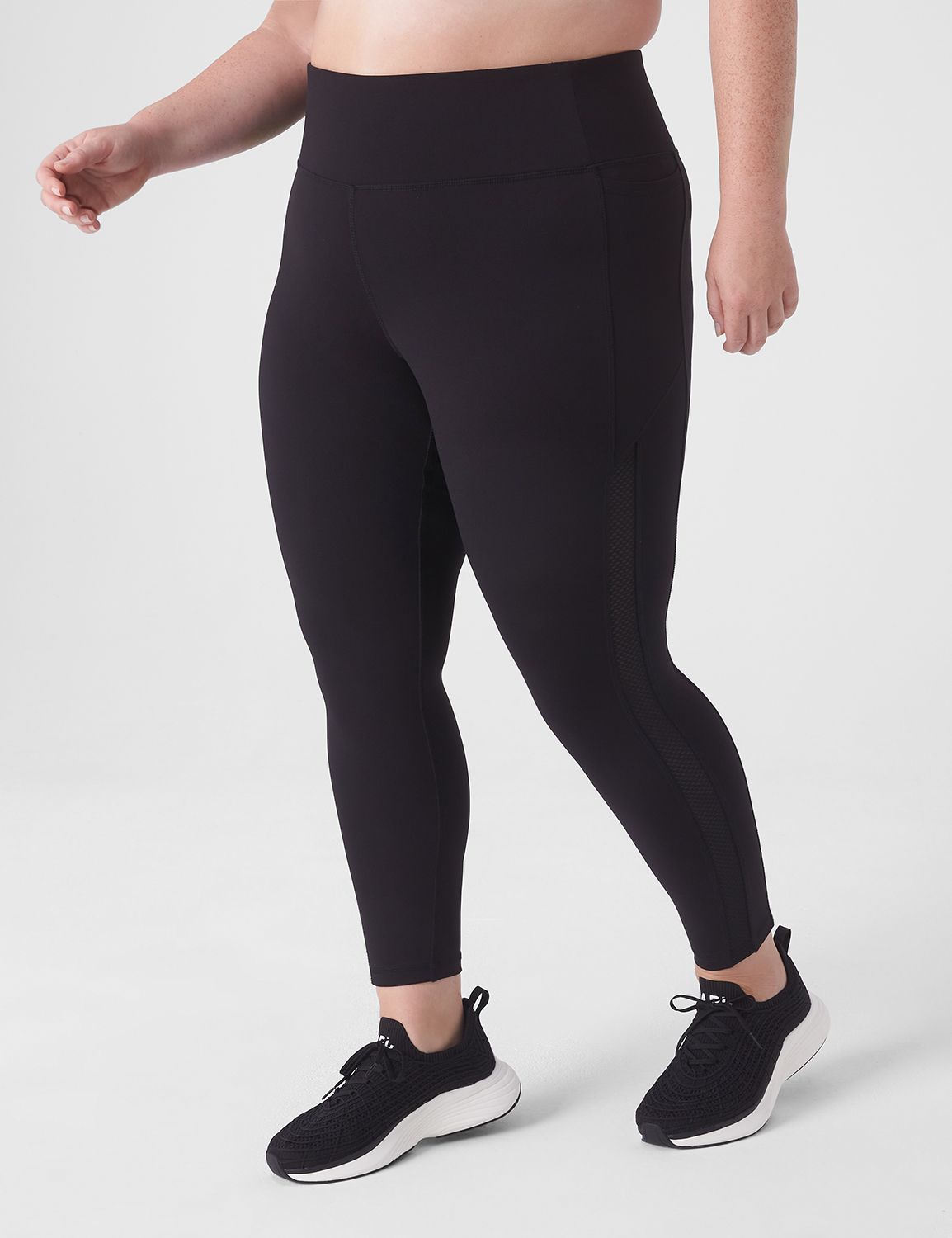 Lane Bryant Livi High-Rise Wicking 7/8 Legging / Black