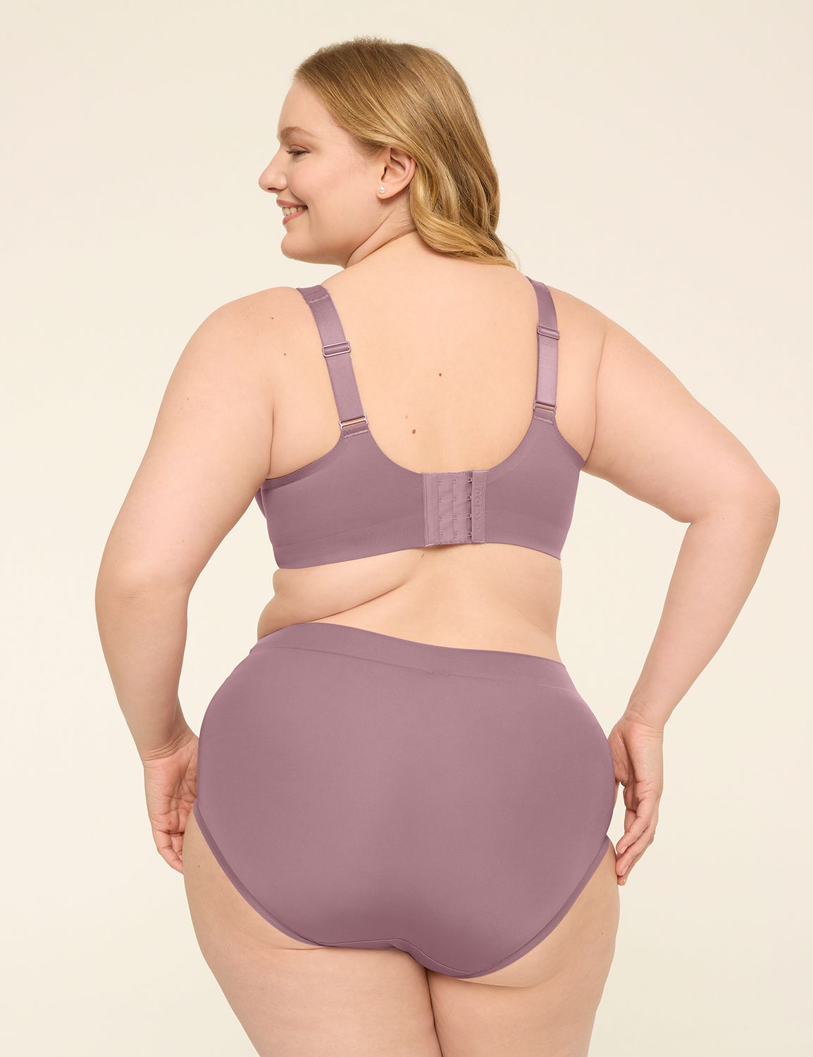 Modern Luxe Lightly Lined Full Coverage Bra