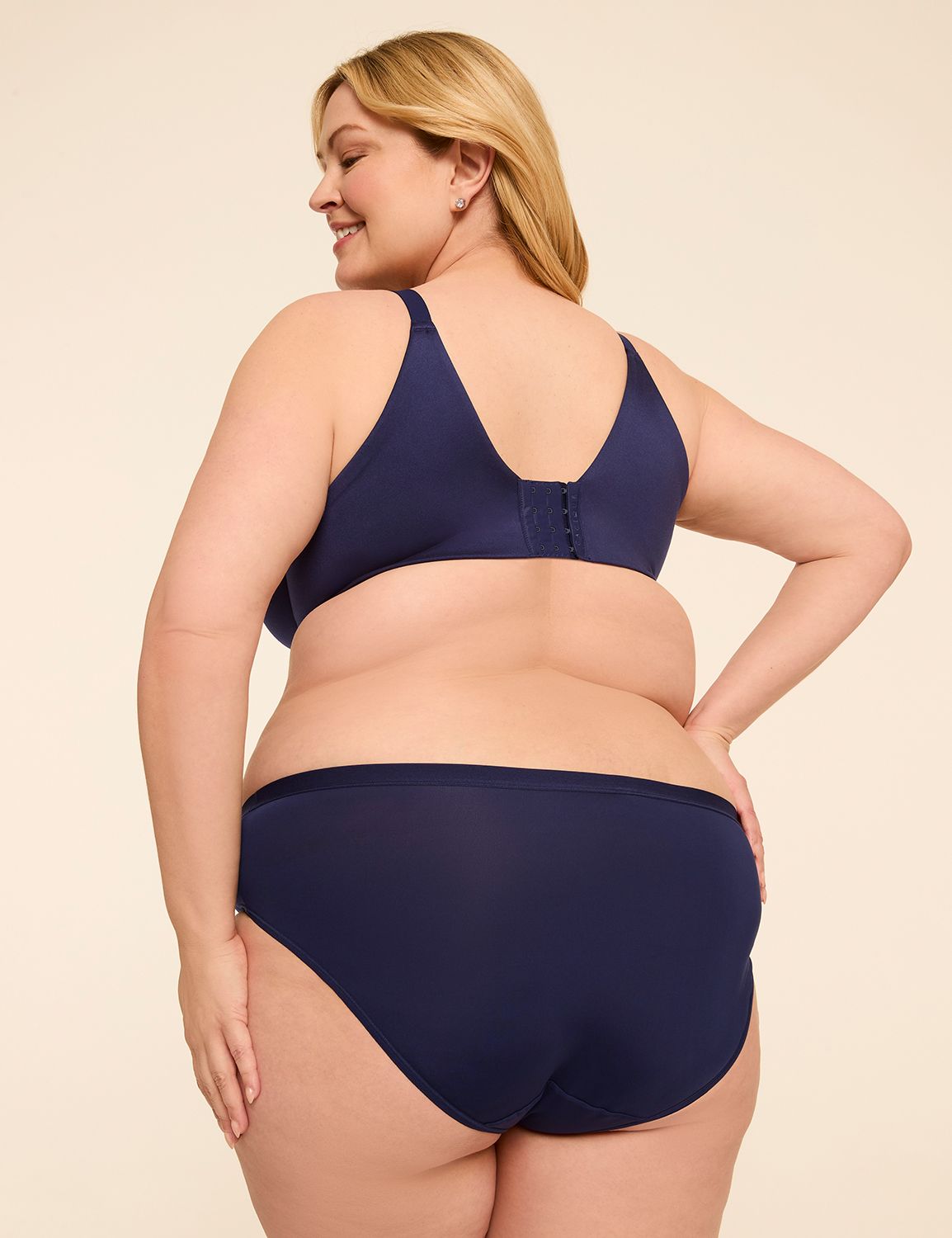 Invisible Backsmoother Lightly Lined Balconette Bra