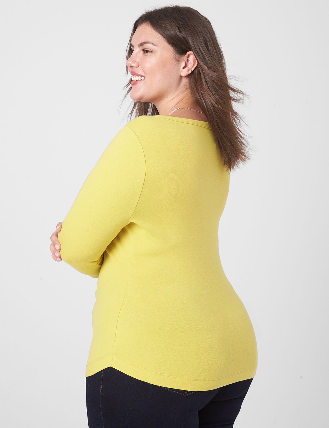 Fitted 3/4 Sleeve Voop Neck Tee 113 Product Image 2