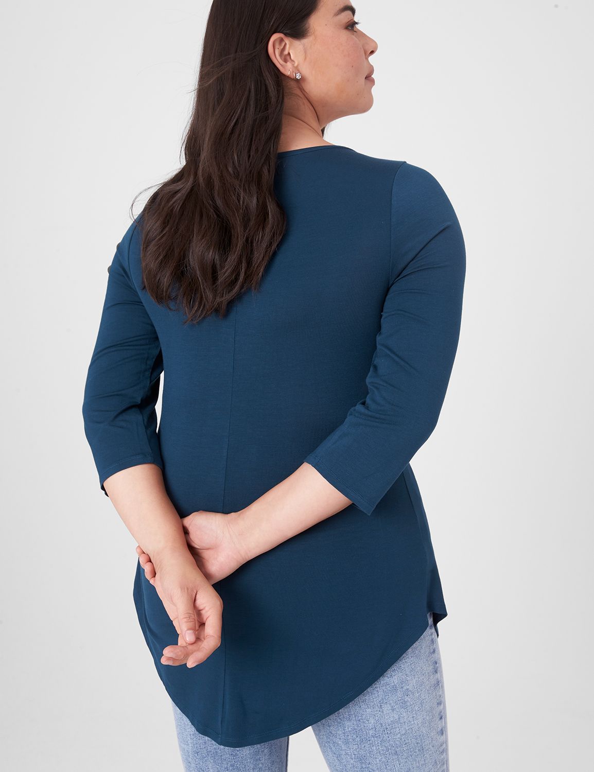 Fitted 3/4 Sleeve Vneck Tunic Tee 1 Product Image 2