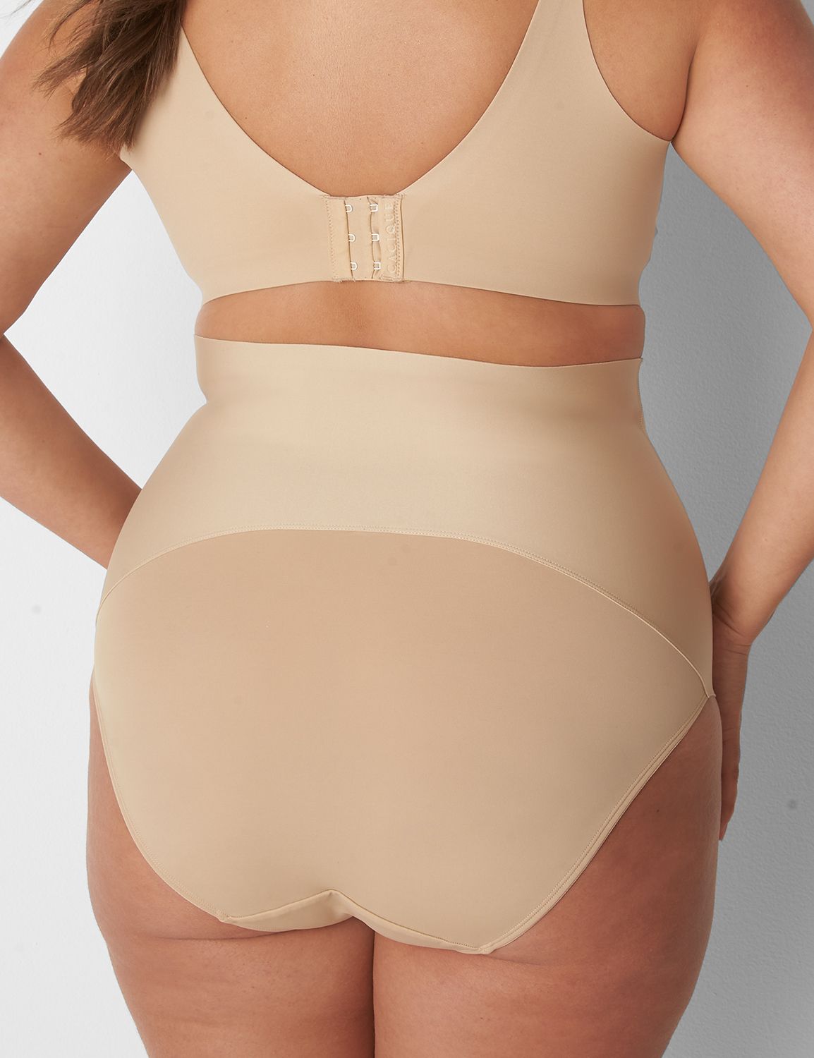 Medium Shaping Totally Smooth Ultra High-Waist Brief Panty
