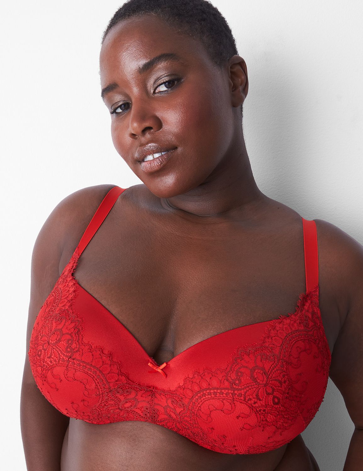 Cacique Bra 40D Red Lace Trim Underwire Smooth Cups Womens 