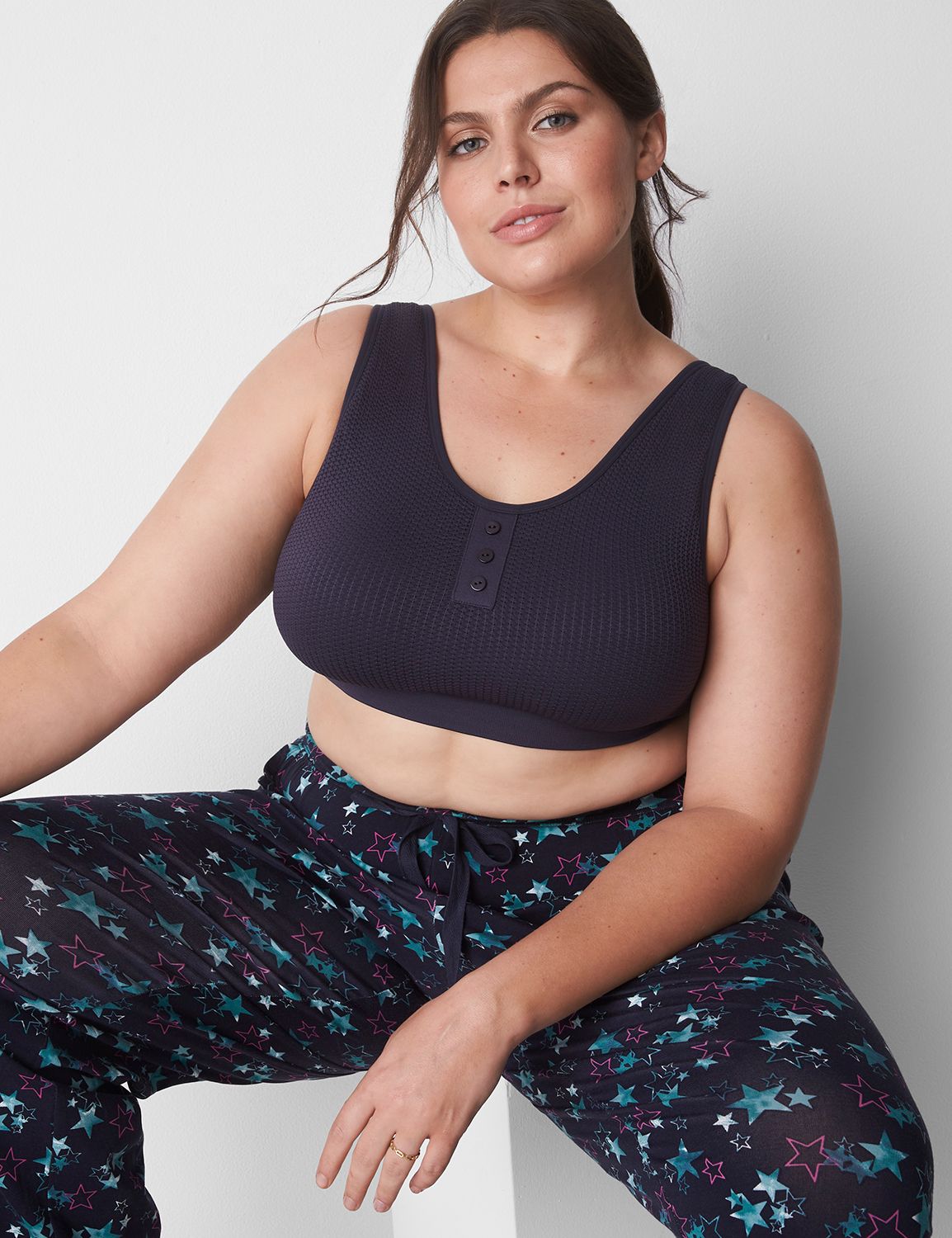 https://lanebryant.scene7.com/is/image/lanebryantProdATG/397541_0000009187?$pdpMainImage$