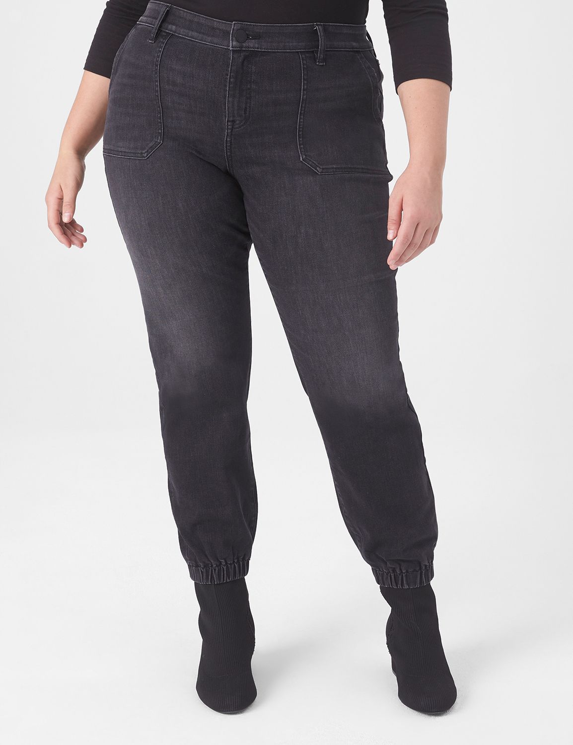 Darted Boyfriend Jogger in Coated Black - 7 For All Man Kind