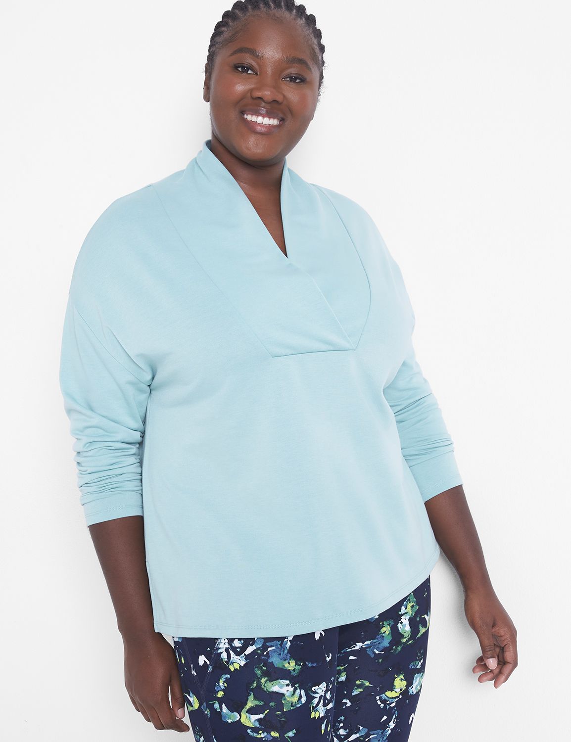 Long Sleeve V Neckline Fleece Pullo Product Image 3