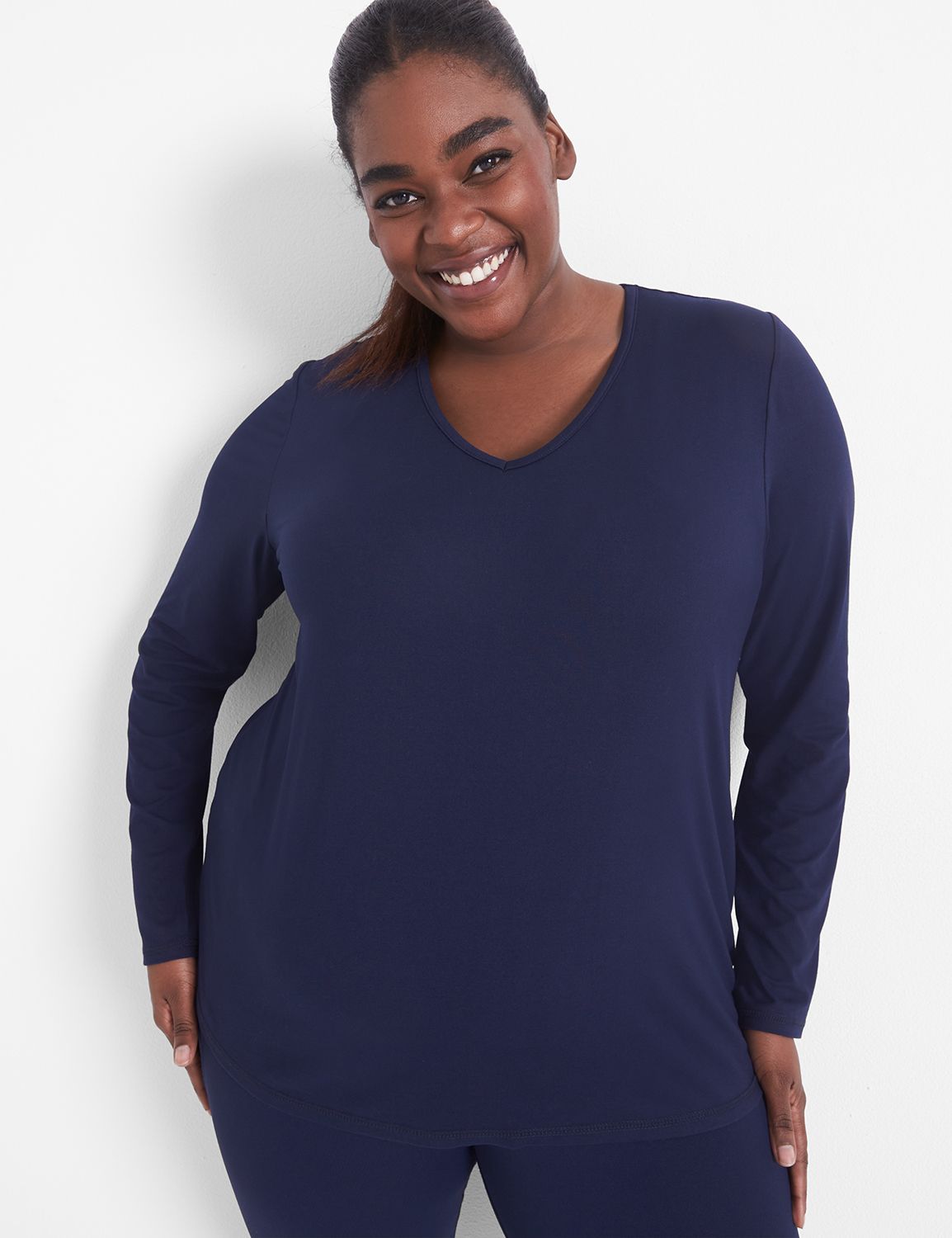 Long Sleeve VNeck Back Detail Livi Product Image 3