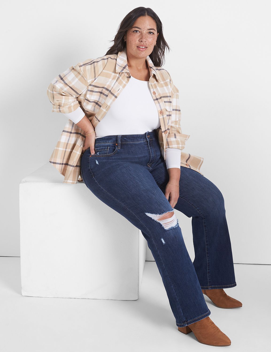 Fitted Long Sleeve Scoop Neck Short Product Image 3