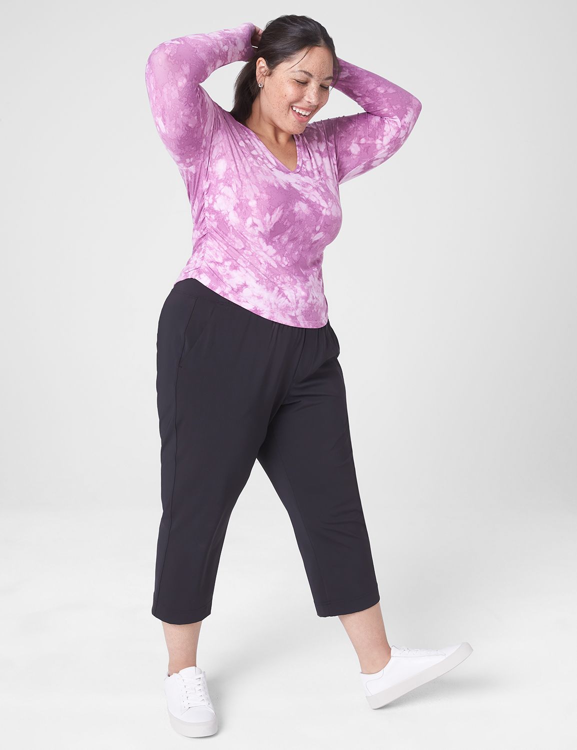 Long Sleeve Vneck Ruched Livi Soft Product Image 1