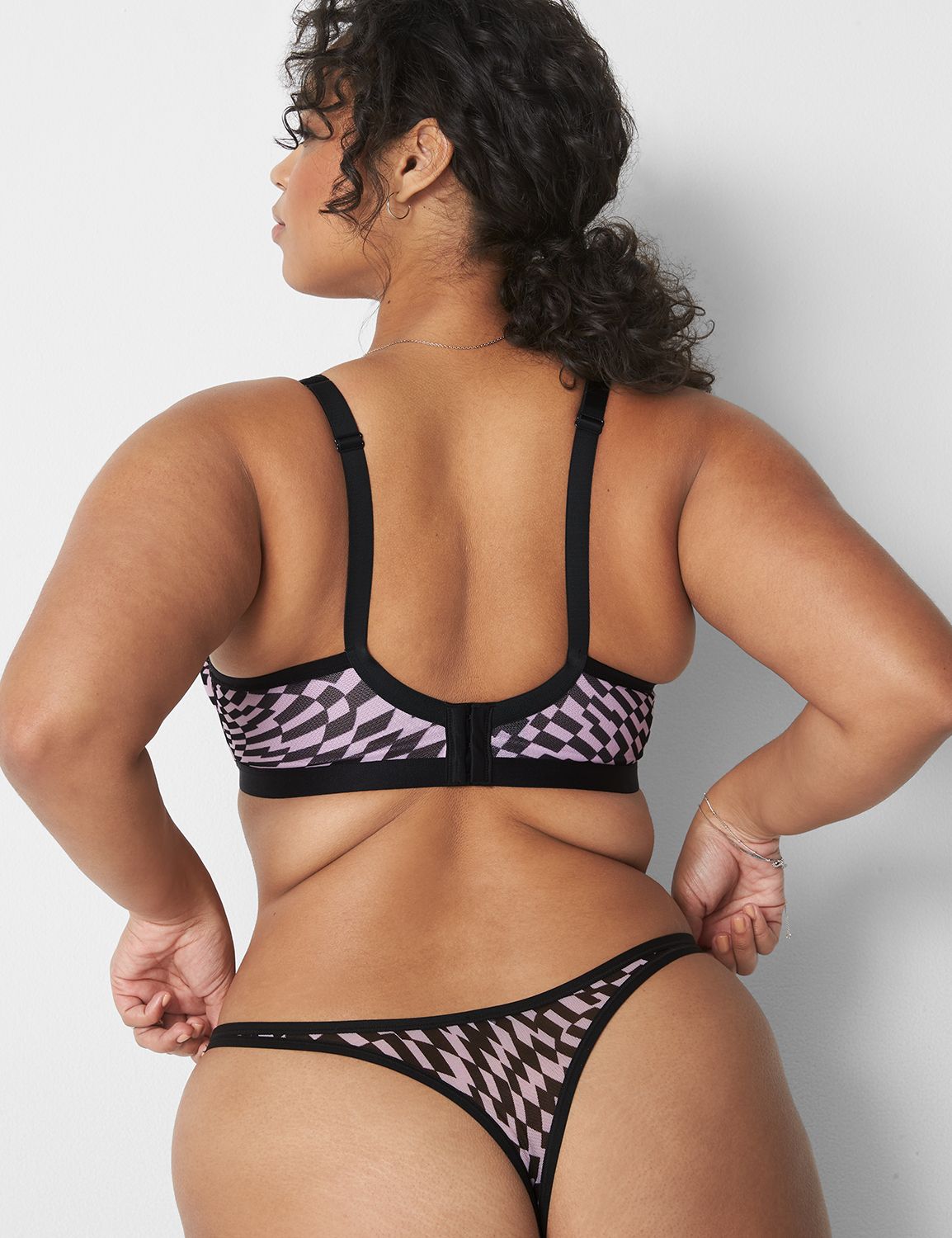 Mesh Dipped Thong 1135166 S Product Image 2