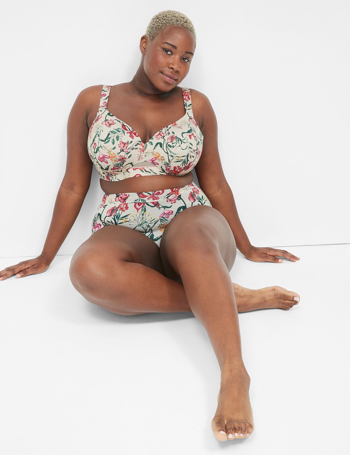 https://lanebryant.scene7.com/is/image/lanebryantProdATG/398885_0000109027?$large$