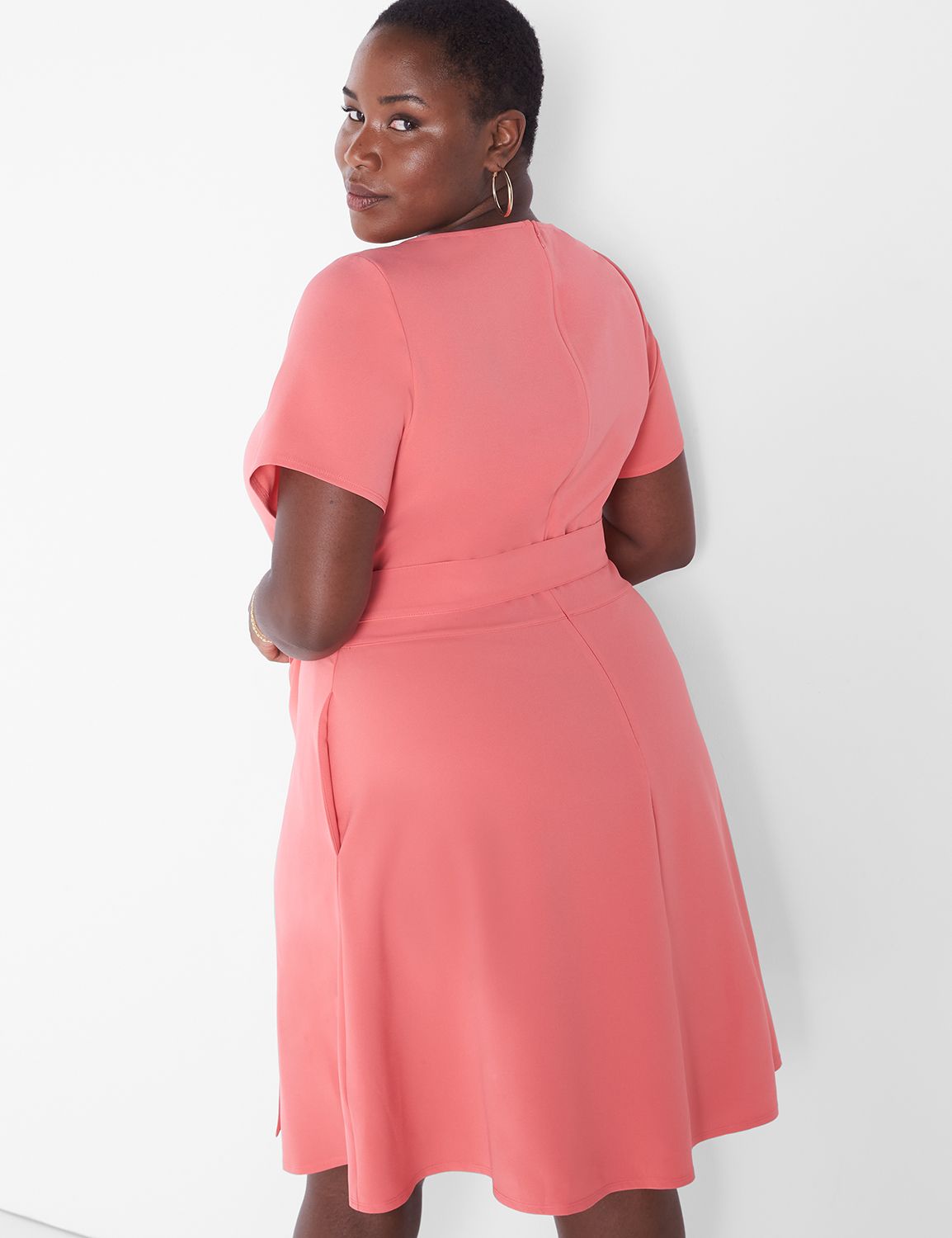 Short Sleeve Cutout Neck Fit And Fl Product Image 2