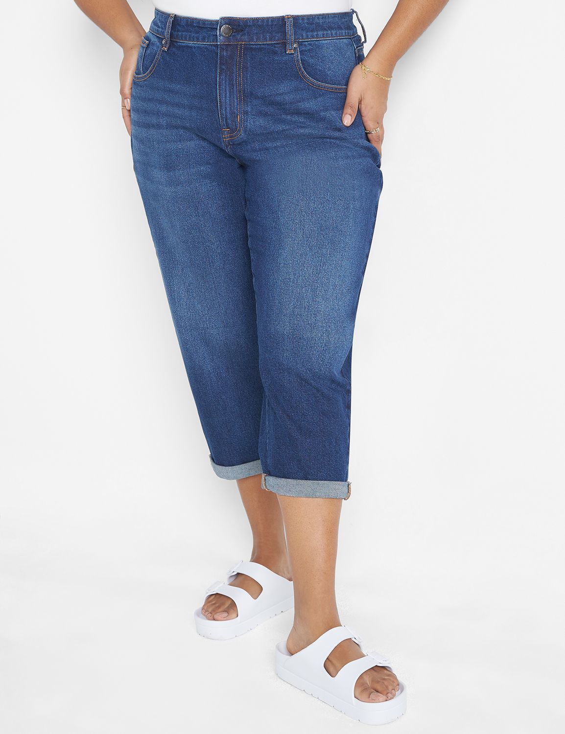 Signature Fit Boyfriend Capri Jean - Dark Wash