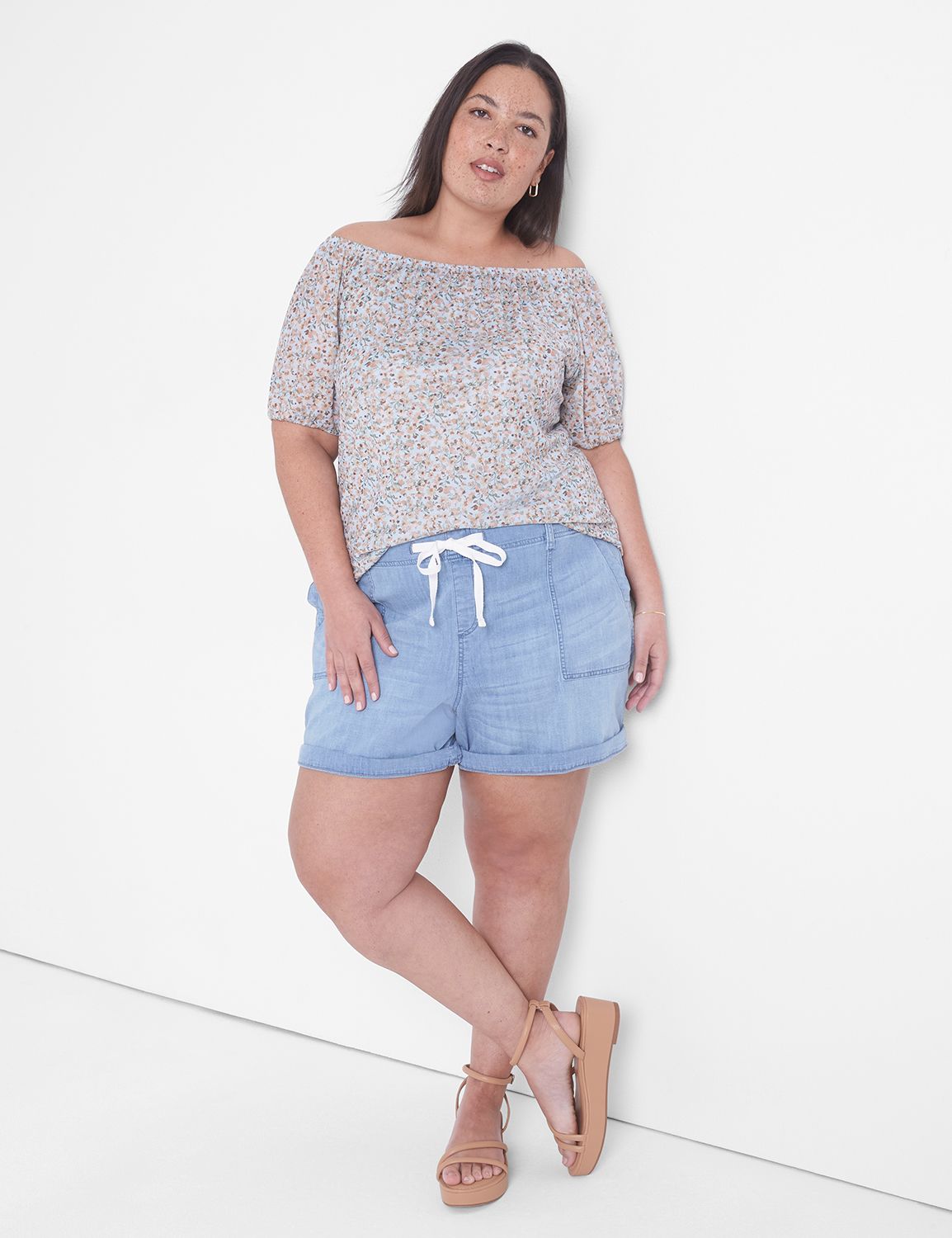 Plus size pull hot sale on jean shorts