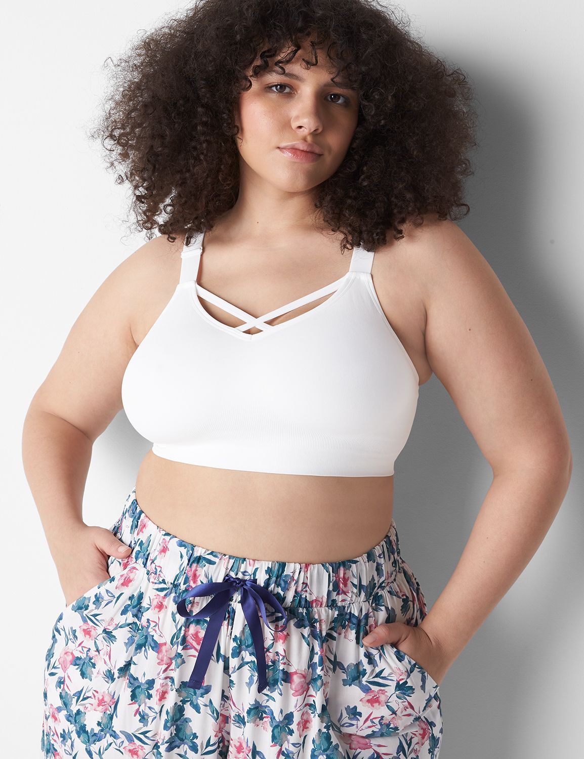 Strappy Seamless Bralette 1131761 S Product Image 1