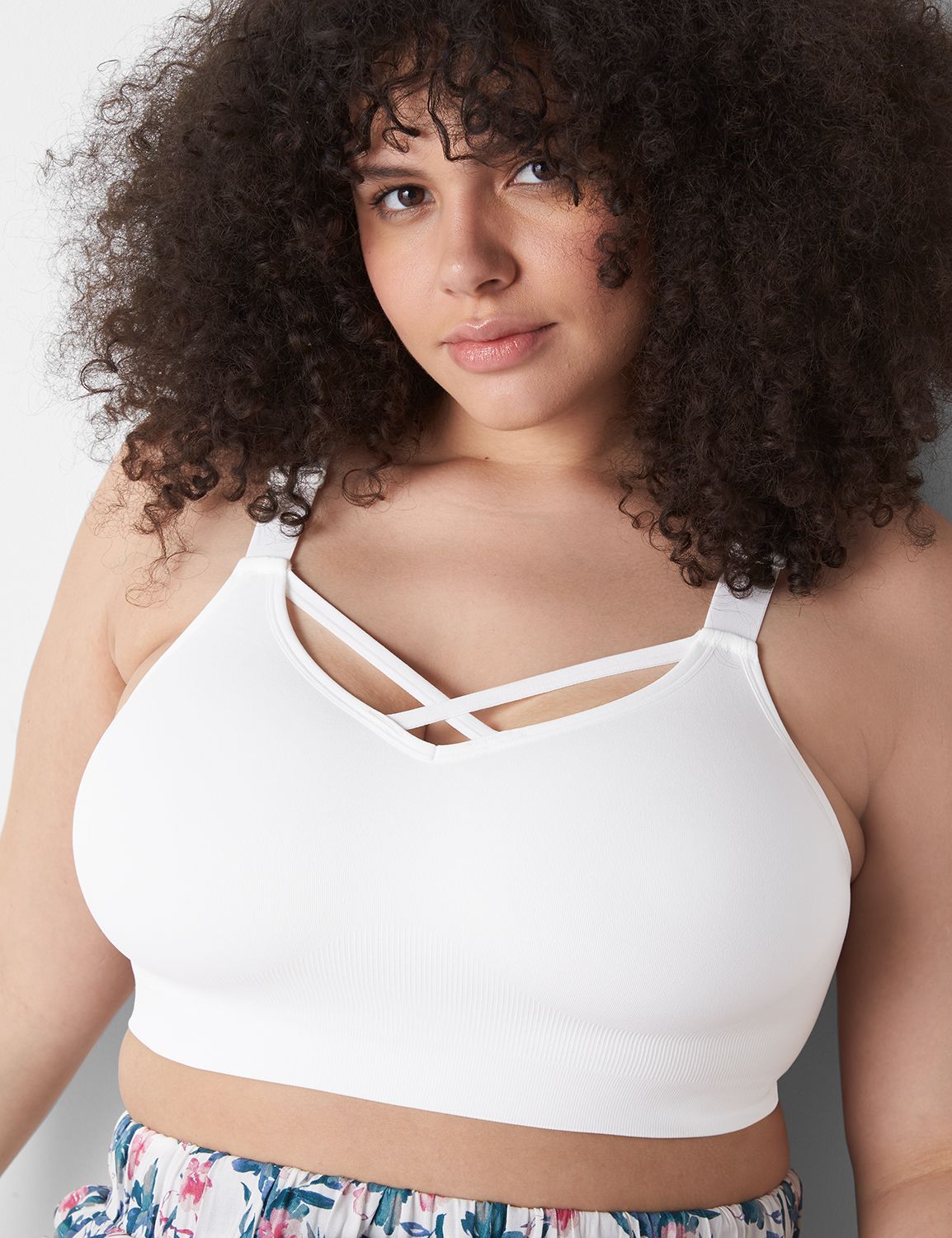 Strappy Seamless Bralette 1131761 S Product Image 4