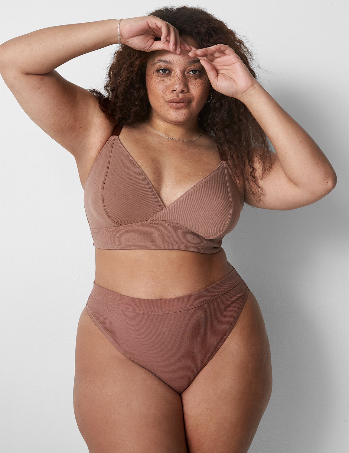 https://lanebryant.scene7.com/is/image/lanebryantProdATG/399651_0000105488?$pdpMainImage$