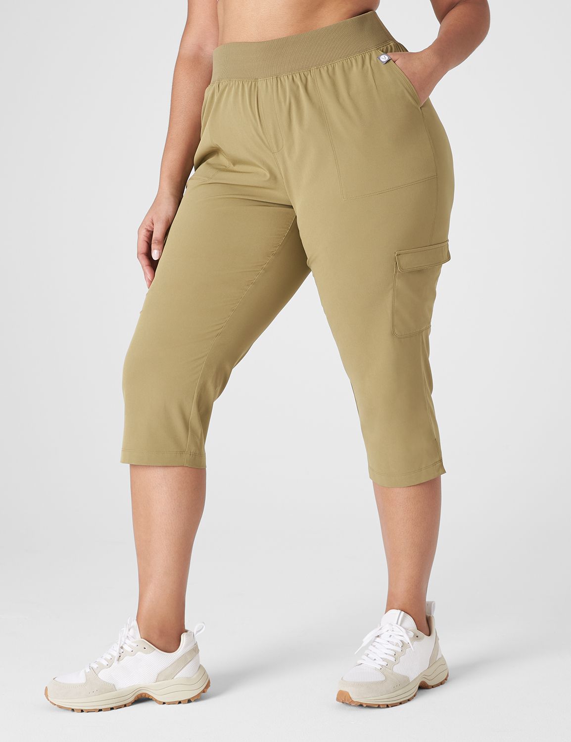 LIVI Stretch Woven Capri Straight Leg Cargo Pant