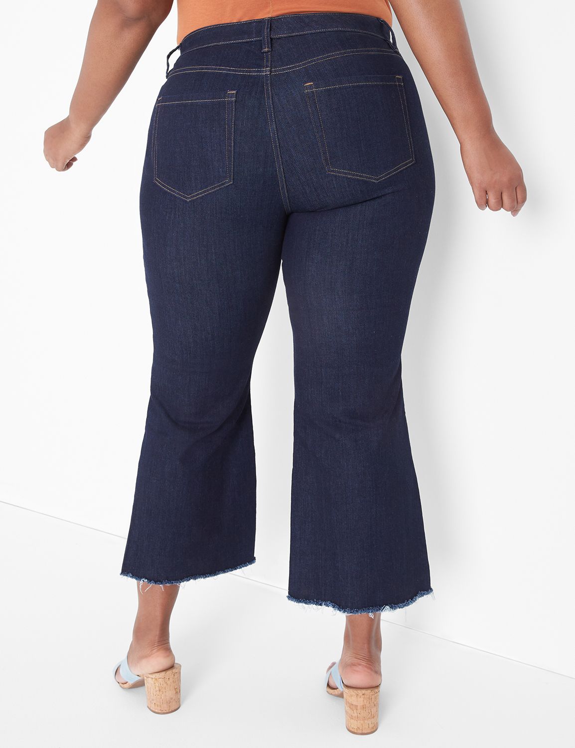 MID RISE CROP FLARE  -RINSE WASH 11 Product Image 2