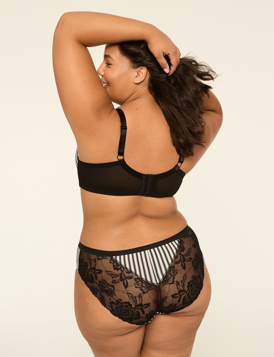 No Show Bliss Lace Back Hipster 114 Product Image 2
