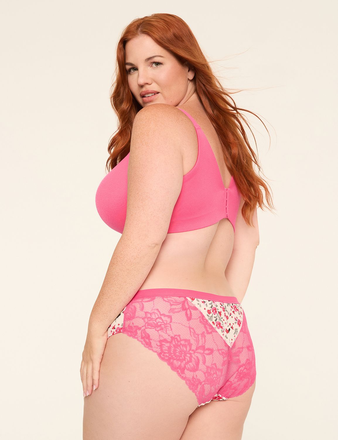 No-Show Lace-Back Hipster Panty