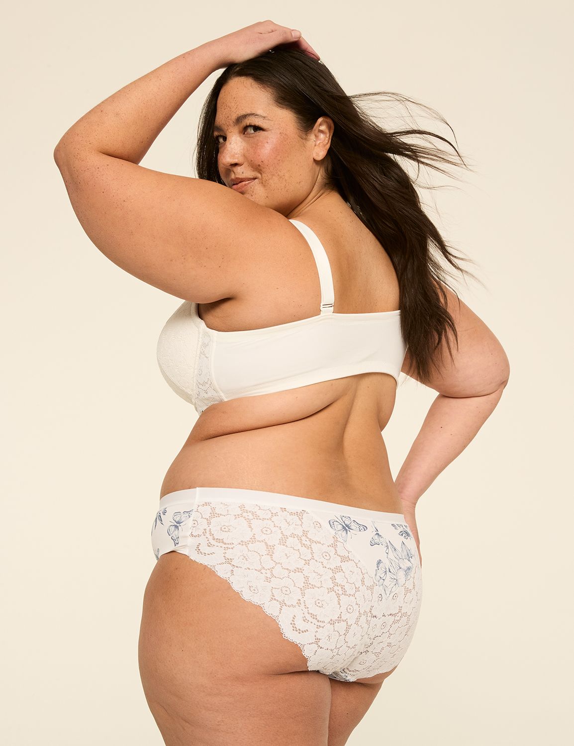 No-Show Lace-Back Hipster Panty