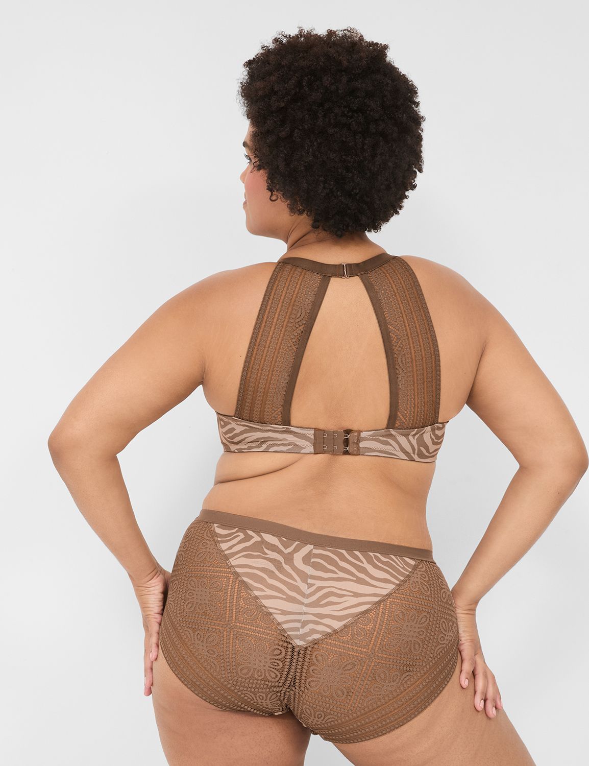 No-Show Full Brief Medallion Lace B Product Image 2