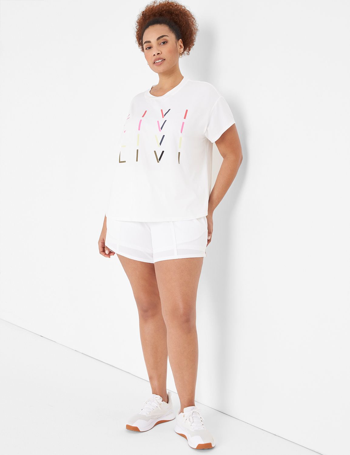 Livi Mid Rise Stretch Woven Short S Product Image 3