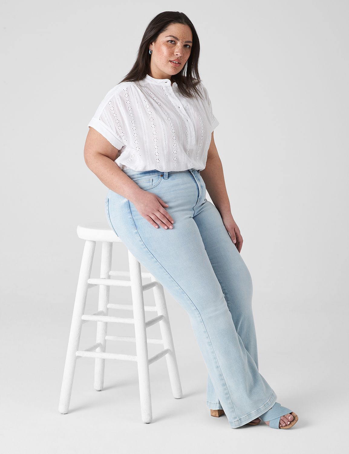 Relaxed Short Sleeve Eyelet Popover Product Image 3
