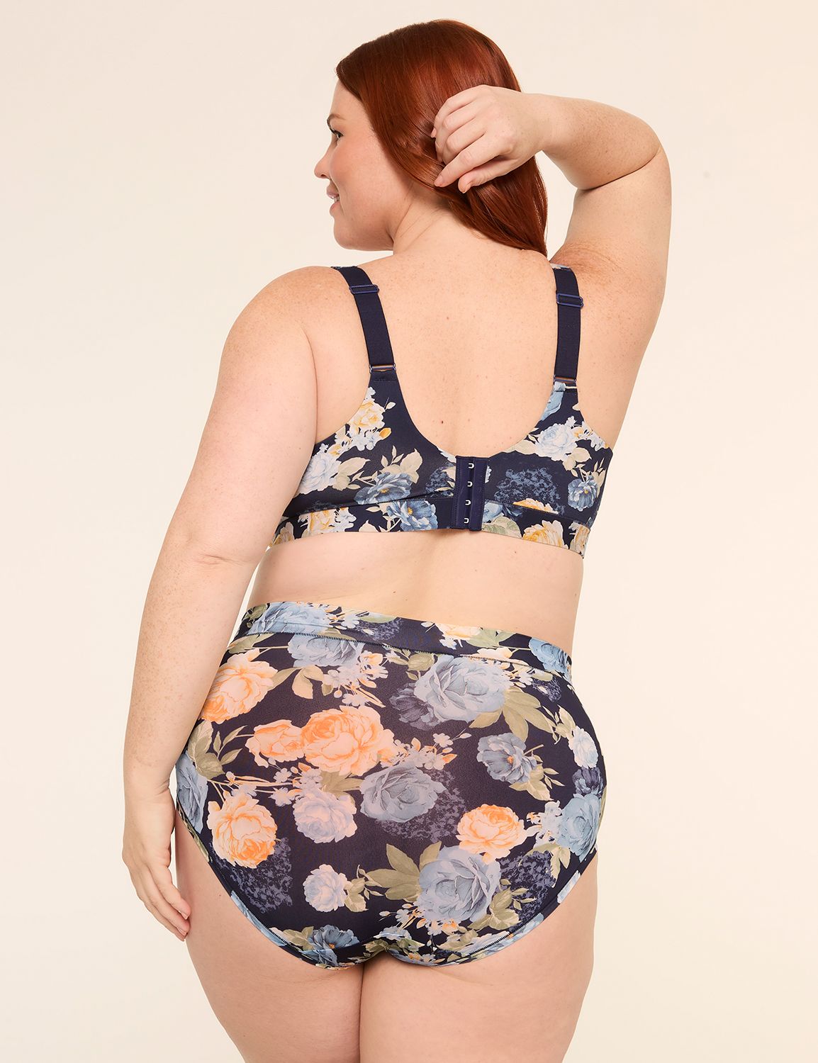 Comfort Bliss&reg; Lightly Lined Plunge Bra