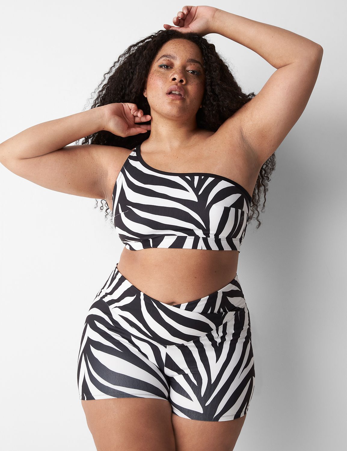 https://lanebryant.scene7.com/is/image/lanebryantProdATG/400578_0000107697?$pdpMainImage$