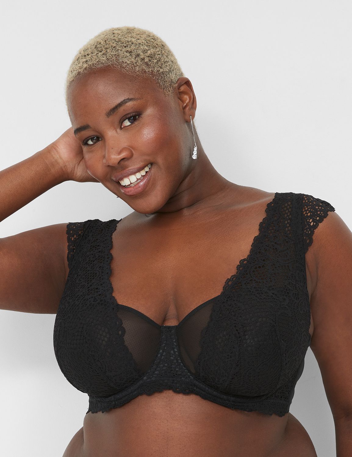 https://lanebryant.scene7.com/is/image/lanebryantProdATG/401023_0000006395_alt2?$pdpMainImage$