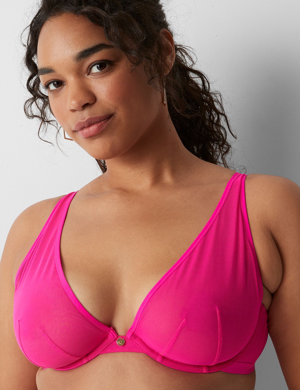 Victoria secret very sexy unlined mesh full coverage plunge bra, Women's  Fashion, Undergarments & Loungewear on Carousell