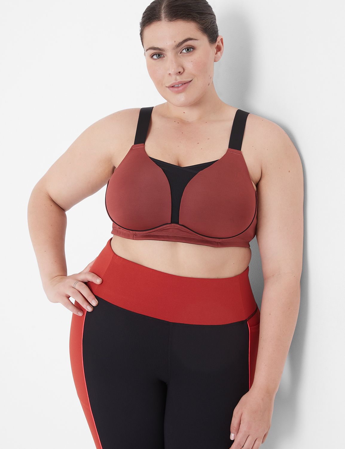 Lane Bryant Livi Wireless Medium-Impact Wicking Sports Bra 40DDD