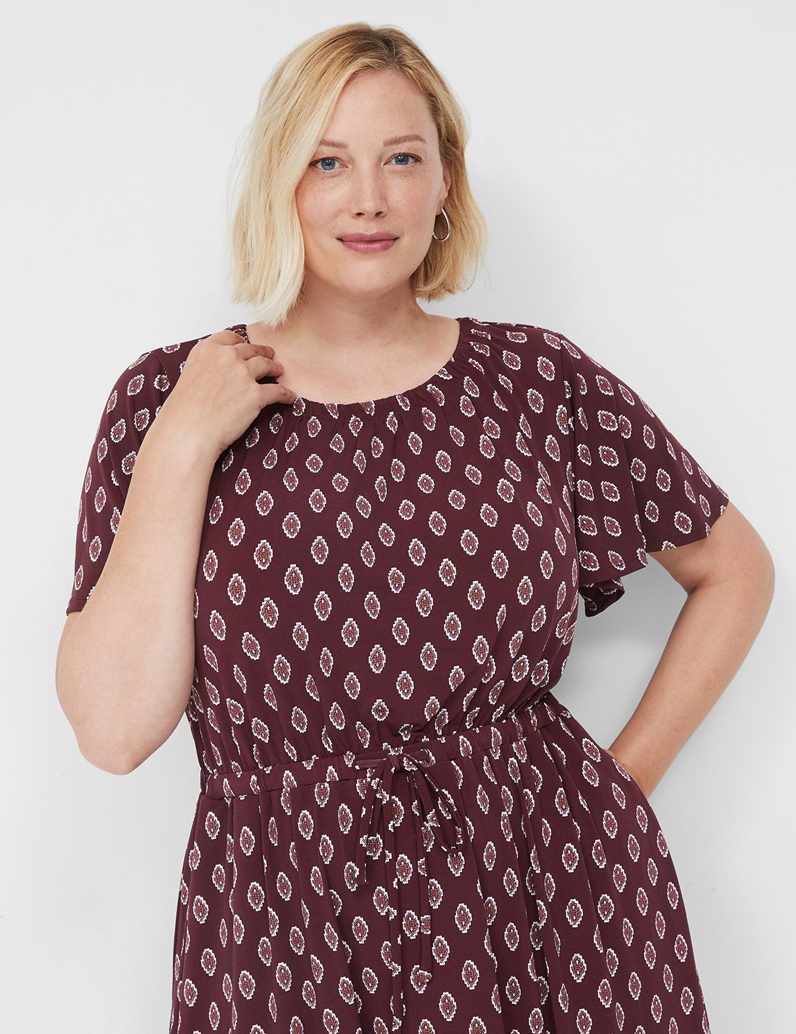 short flutter sleeve ruched crew ne | LaneBryant