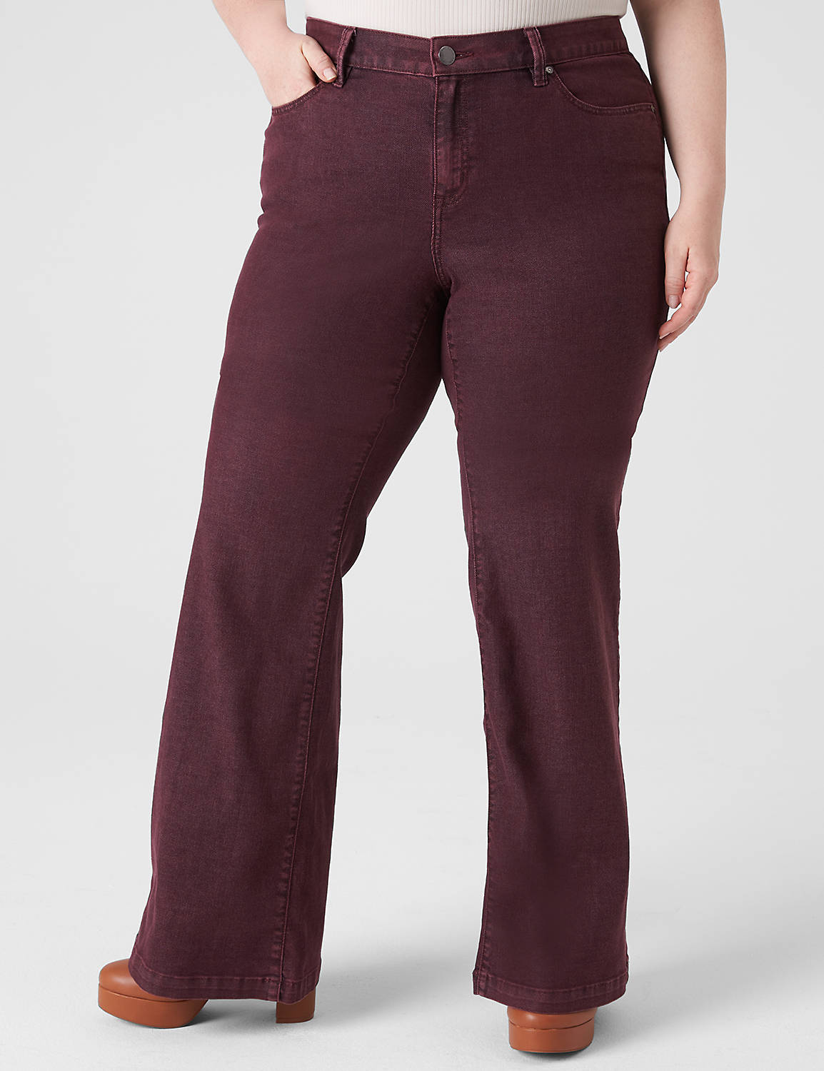 SIGNATURE FIT MID RISE FLARE JEAN Product Image 1