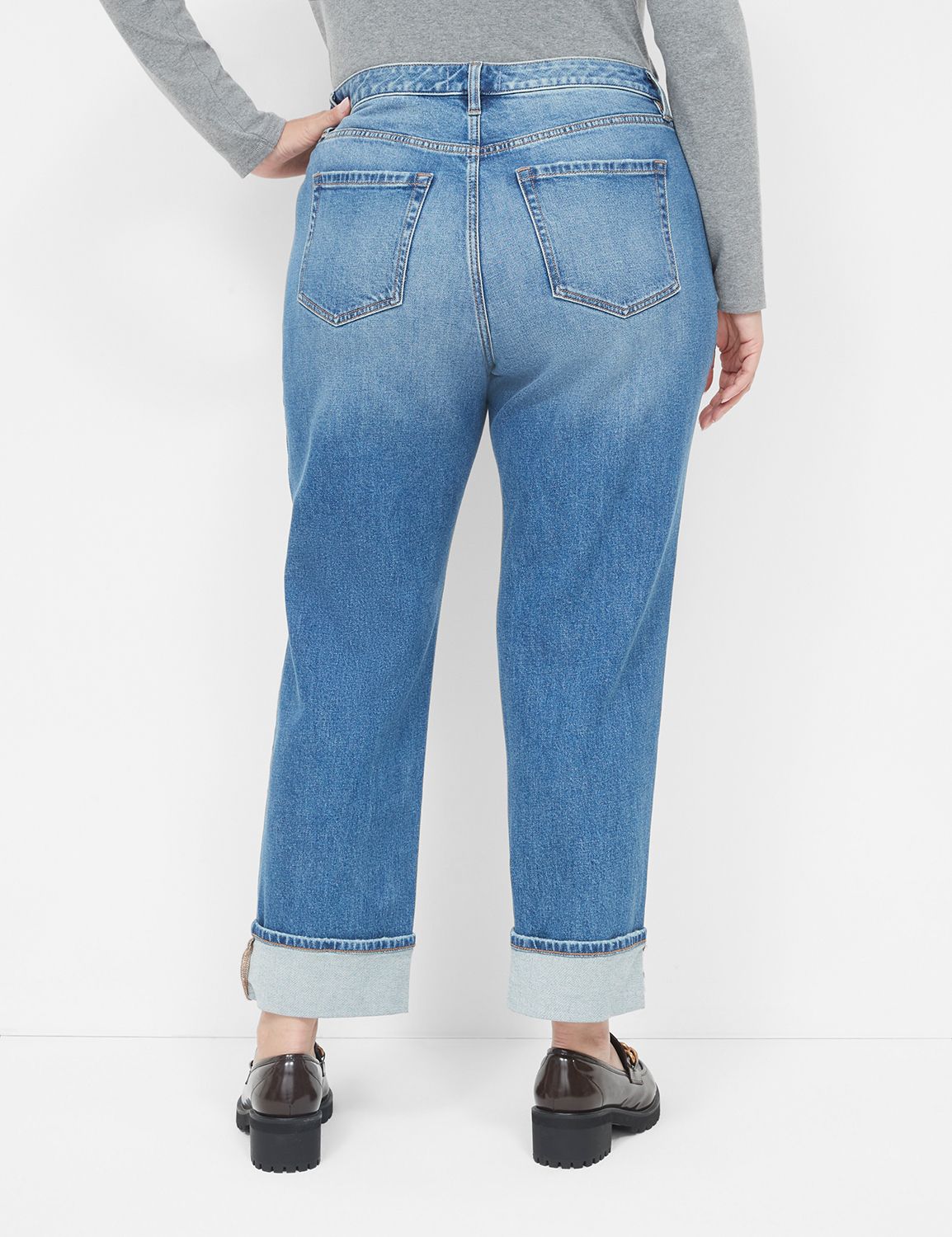 Relaxed Straight Jean With Seam Detail