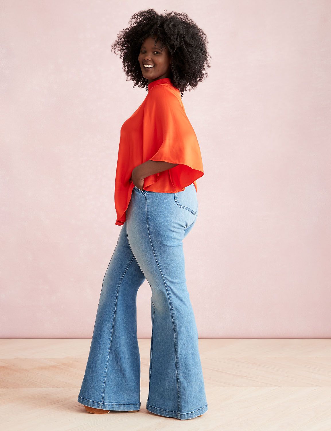 https://lanebryant.scene7.com/is/image/lanebryantProdATG/401371_0000012008_alt2?$pdpMainImage$