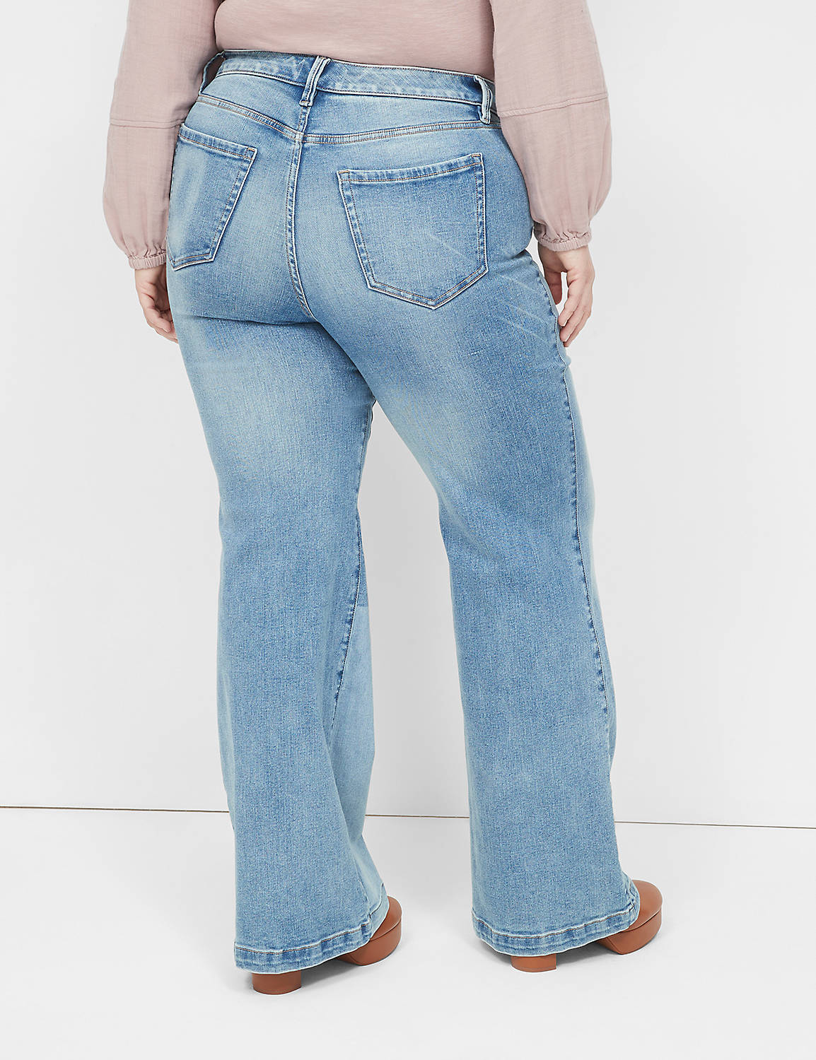 Mid Rise Medium Wash Patch Pocket Flexx '70s Flare Jeans